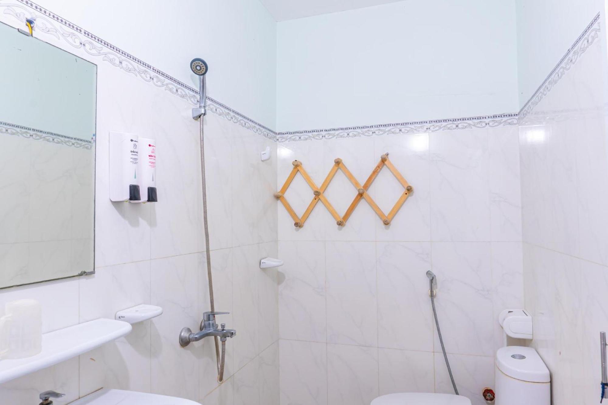 Tuyet Lan Hotel ブンタオ エクステリア 写真